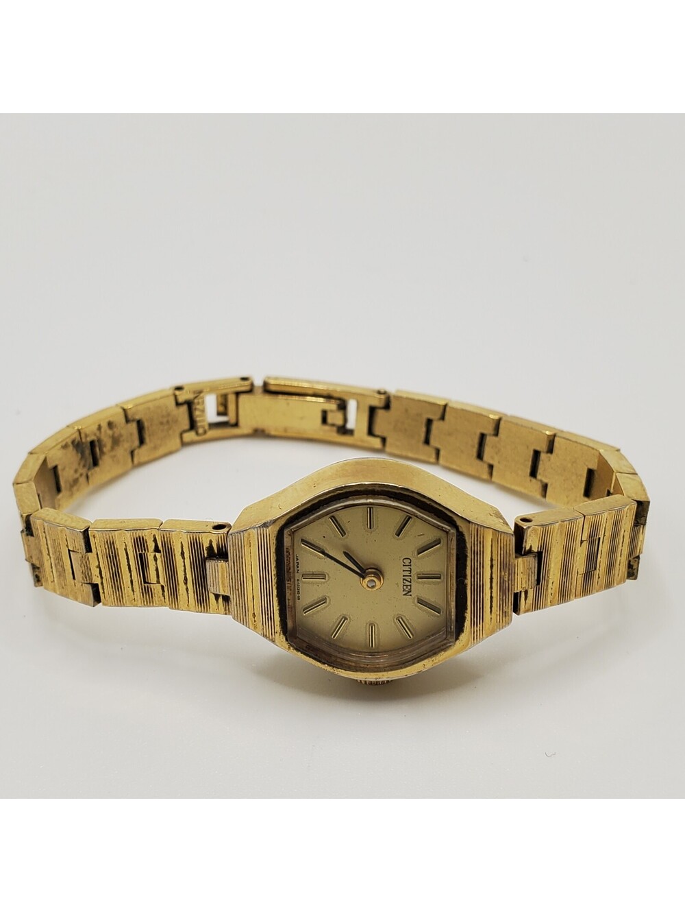 Vintage Citizen Mechanical Womens Watch For Parts Or Repair 18mm